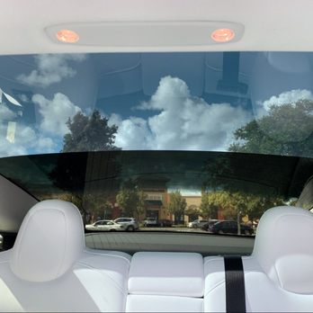Rocky Mountain Auto Works - They tinted only half the window when they told me they would tint the full rear window. - Auto Glass Services Near Me - Sacramento, California Rocky Mountain Auto Works - They tinted only half the window when they told me they would tint the full rear window. - Auto Glass Services Near Me - Sacramento, California