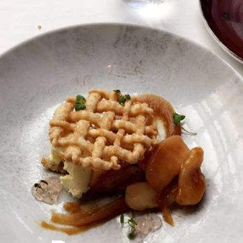 Spago - Deconstructed apple pie - New American Near Me - Beverly Hills, California Spago - Deconstructed apple pie - New American Near Me - Beverly Hills, California