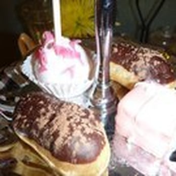 Dartealing Lounge - eclairs and petit fours - Tea Rooms Near Me - San Francisco, California Dartealing Lounge - eclairs and petit fours - Tea Rooms Near Me - San Francisco, California
