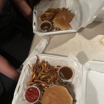 Smokin' Butts BBQ - Barbeque Near Me - Pioneer, Tennessee