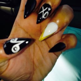 Amazing job on my nails like always I am thankful to have the best nail tech doing my nails !! Always on top of things love you.