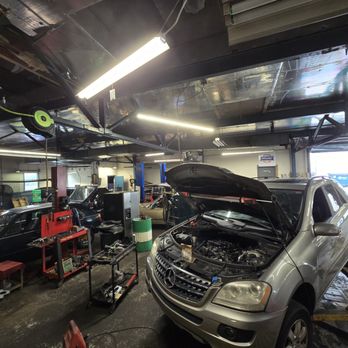 Sal's Garage - Auto Repair Near Me - Wilmington, Delaware Sal's Garage - Auto Repair Near Me - Wilmington, Delaware