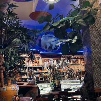Tower Cafe - Breakfast & Brunch Near Me - Sacramento, California