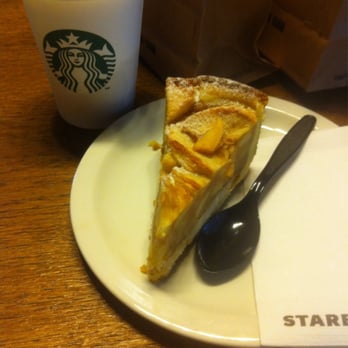 Starbucks Coffee - Chai tea latte et Apple pie - Cafes Near Me - Lyon, 69