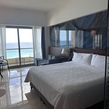 Live Aqua Resort - Resorts Near Me - Cancún, ROO