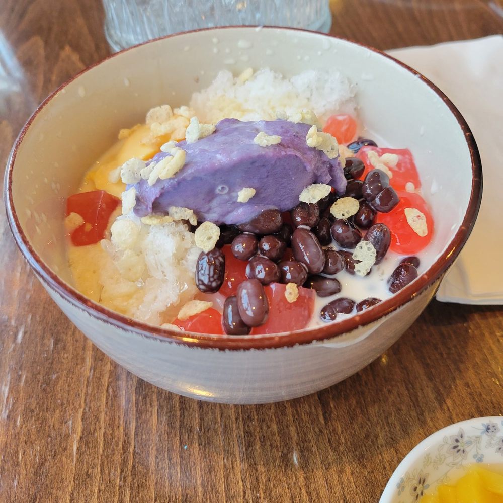 Karenderya - Halo halo - Filipino Near Me - Nyack, New York Karenderya - Halo halo - Filipino Near Me - Nyack, New York