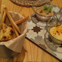 Il Cortile - Hummus de 3 sabores