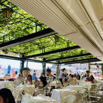 La Pergola - Seating - Italian Near Me - Positano, SA La Pergola - Seating - Italian Near Me - Positano, SA