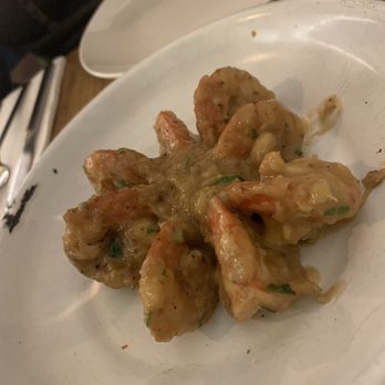 Costa Pacífico - Plenty o' garlic shrimp, 8.5€ - Bars Near Me - Barcelona, B Costa Pacífico - Plenty o' garlic shrimp, 8.5€ - Bars Near Me - Barcelona, B