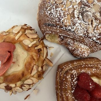 True Loaf - Guava pastry, almond croissant, raspberry danish - Bakeries Near Me - Miami Beach, Florida