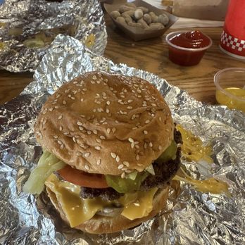 Five Guys - Burgers Near Me - Pigeon Forge, Tennessee