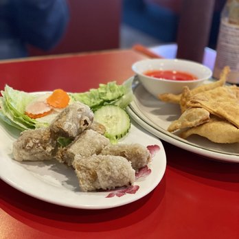 Dong Khanh Vietnamese Restaurant - Spring roll and crab Rangoon - Vietnamese Near Me - Boise, Idaho