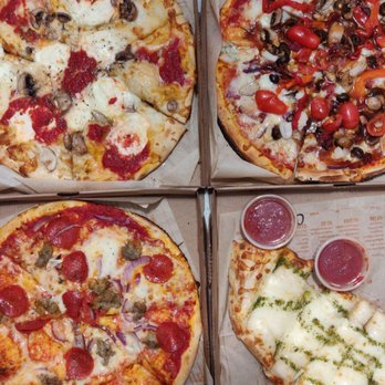 Blaze Pizza - Clockwise art lover + mushroom, bbq chicken, meat lovers , pesto cheese bread. It was aight - Salad Near Me - Teterboro, New Jersey Blaze Pizza - Clockwise art lover + mushroom, bbq chicken, meat lovers , pesto cheese bread. It was aight - Salad Near Me - Teterboro, New Jersey
