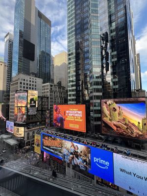 Broadway Lounge by null