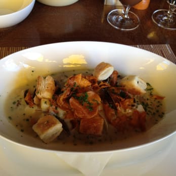 Madera - Fancy clam chowder - New American Near Me - Menlo Park, California Madera - Fancy clam chowder - New American Near Me - Menlo Park, California