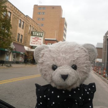 Kalamazoo State Theatre - Isolde said she held Michael Hedges' hand when he was in the hospital being treated for kidney stones. - Performing Arts Near Me - Kalamazoo, Michigan