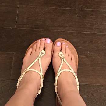 Pretty Nails - Number 30 shellac pedicure - Nail Salons Near Me - Burnaby, British Columbia Pretty Nails - Number 30 shellac pedicure - Nail Salons Near Me - Burnaby, British Columbia