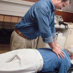 Kuhn Chiropractic - Dr. Kuhn adjusts each patient himself