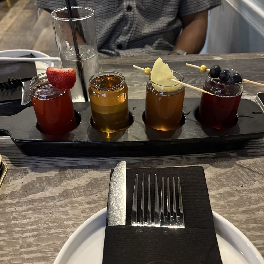 Sweet Tea Flight- 4 teas Sweet Tea Flight- 4 teas