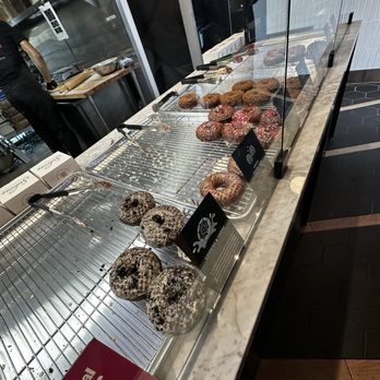 Sidecar Doughnuts & Coffee - Waiting for the next fresh batch - Donuts Near Me - Pasadena, California Sidecar Doughnuts & Coffee - Waiting for the next fresh batch - Donuts Near Me - Pasadena, California