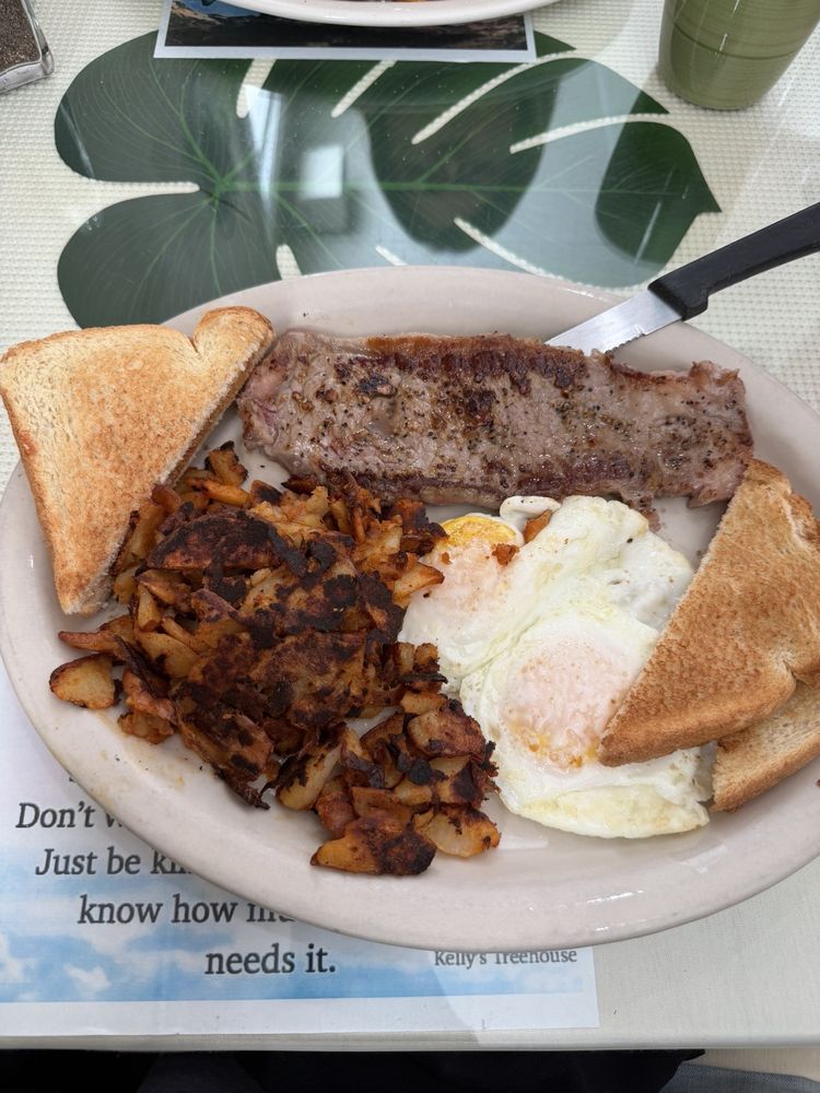 Food from The Five Mile Cafe