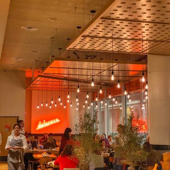 Delarosa Bishop Ranch - Pizza Near Me - San Ramon, California