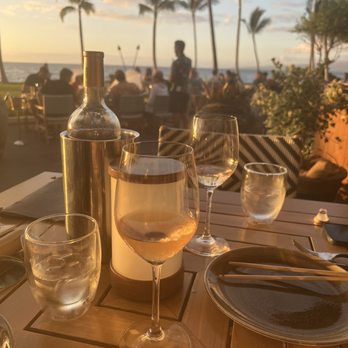 CanoeHouse - Rose all day!! - Japanese Near Me - Kamuela, Hawaii