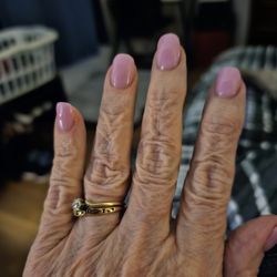 Luxx Nail Bar - Nails