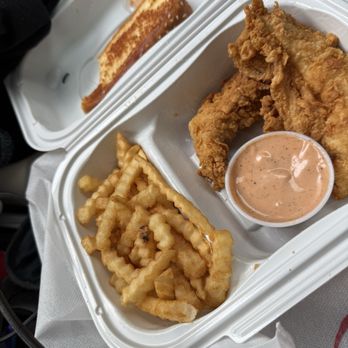 Raising Cane's Chicken Fingers - 3 strip meal. - Chicken Shop Near Me - Seattle, Washington Raising Cane's Chicken Fingers - 3 strip meal. - Chicken Shop Near Me - Seattle, Washington