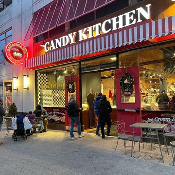 Savannah Candy Kitchen - Store Front - Candy Stores Near Me - Fort Washington, Maryland