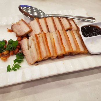 World Seafood Restaurant - Roasted pork! (18 poop delicious slices total) - Seafood Near Me - Alhambra, California World Seafood Restaurant - Roasted pork! (18 poop delicious slices total) - Seafood Near Me - Alhambra, California