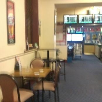 Weeroona Hotel - Inside - Hotels Near Me - Wallaroo, SA