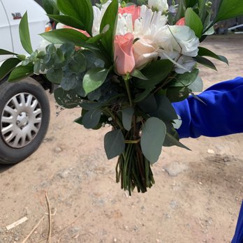 Hidalgo Flowers - Florists Near Me - Vista, California Hidalgo Flowers - Florists Near Me - Vista, California