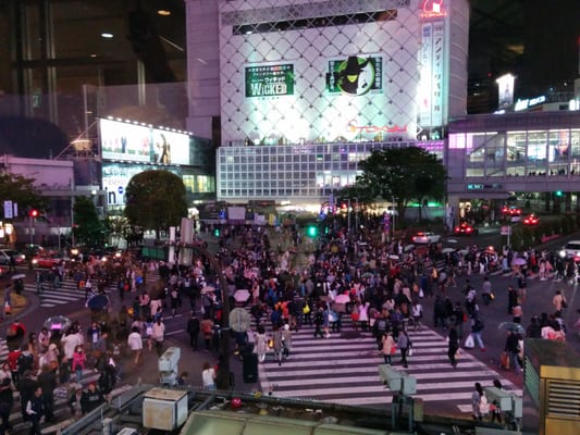 Shibuya Scramble Crossing by null
