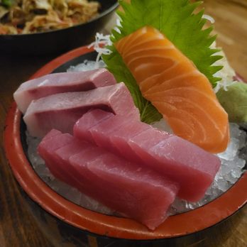 Kamehachi - Chibi Sashimi - Sushi Bars Near Me - Chicago, Illinois Kamehachi - Chibi Sashimi - Sushi Bars Near Me - Chicago, Illinois