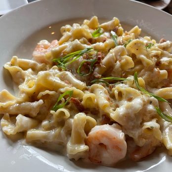 The Putnam Room - Low country mac&cheese - Tapas/Small Plates Near Me - Cookeville, Tennessee The Putnam Room - Low country mac&cheese - Tapas/Small Plates Near Me - Cookeville, Tennessee