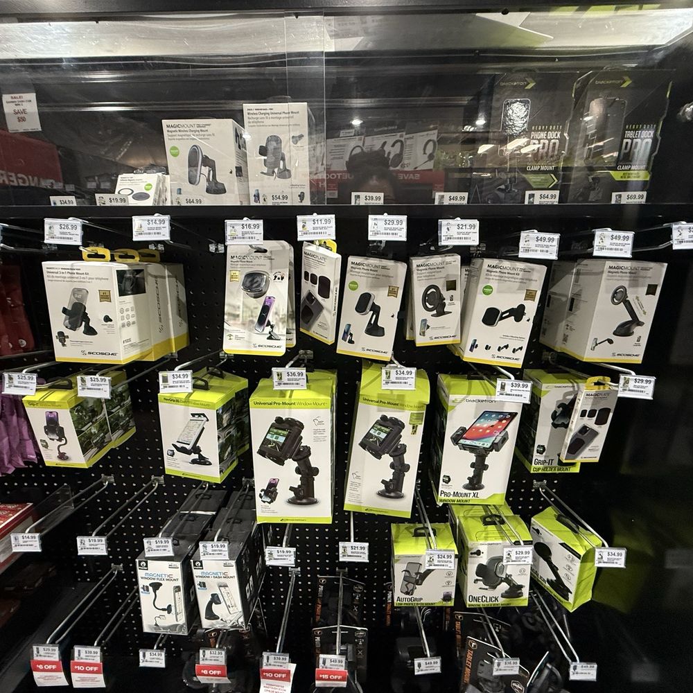 Pilot Travel Center - Phones equipment - Gas Stations Near Me - Orland, California