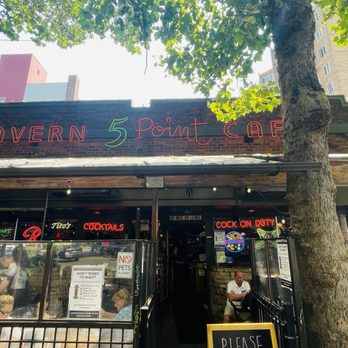 The 5 Point Café - storefront - Dive Bars Near Me - Seattle, Washington The 5 Point Café - storefront - Dive Bars Near Me - Seattle, Washington