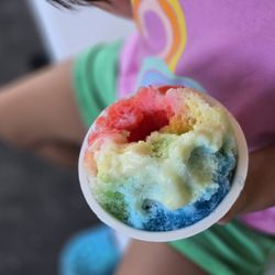 Hilo Ice Shave - Rainbow with condensed milk