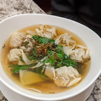 Red Pepper Thai-Viet Restaurant - Wonton noodle soup $20 - Vietnamese Near Me - Ottawa, Ontario Red Pepper Thai-Viet Restaurant - Wonton noodle soup $20 - Vietnamese Near Me - Ottawa, Ontario