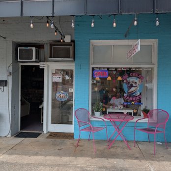 Ice Cream Sammies - Ice Cream & Frozen Yogurt Near Me - Morganton, North Carolina