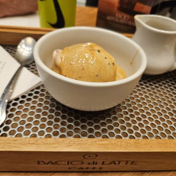 Bacio Di Latte - Affogato - Ice Cream & Frozen Yogurt Near Me - San Jose, California