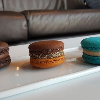 Cocoa Dolce Artisan Chocolates - Macarons - Chocolatiers & Shops Near Me - Wichita, Kansas