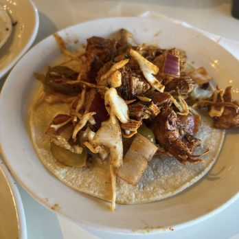 Pita Jungle - Hummus & Chicken Taco - Mediterranean Near Me - Gilbert, Arizona