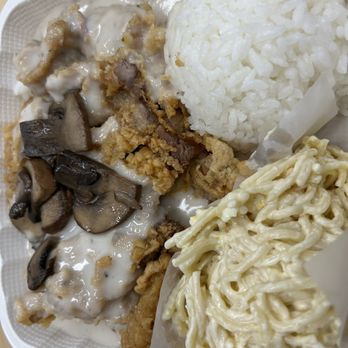 Taka's Box Lunch - Fried pork chops w/mushroom gravy - Breakfast & Brunch Near Me - Honolulu, Hawaii
