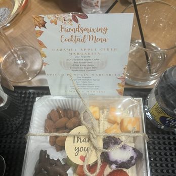 Purple Lux Bartrain - Friendsgiving Mixology Class - Bartenders Near Me
