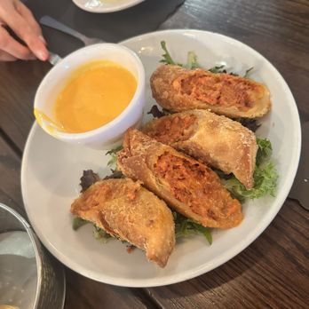 Mesa 21 - Cho Mozambique Rolls - Portuguese Near Me - Fall River, Massachusetts