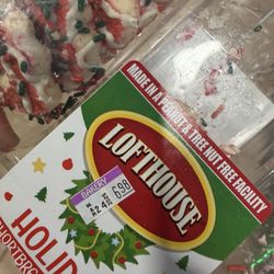 Ingles Supermarkets - Expired cookies that made me SICK