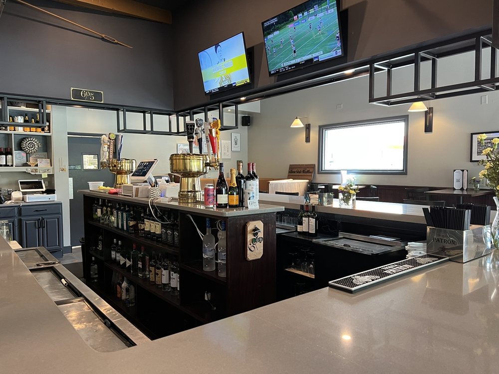 Restaurant 605