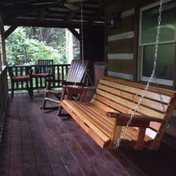 Smoky Cabins - BB front deck